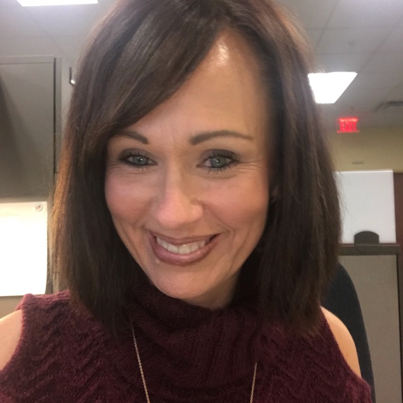 Meet your Posher, Robin - Picture 1 of 1